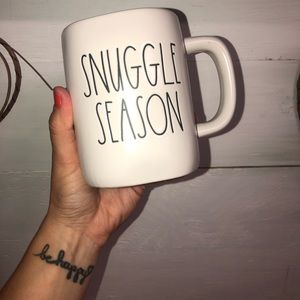 RAE DUNN SNUGGLE SEASON COFFEE MUG NEW‼️
